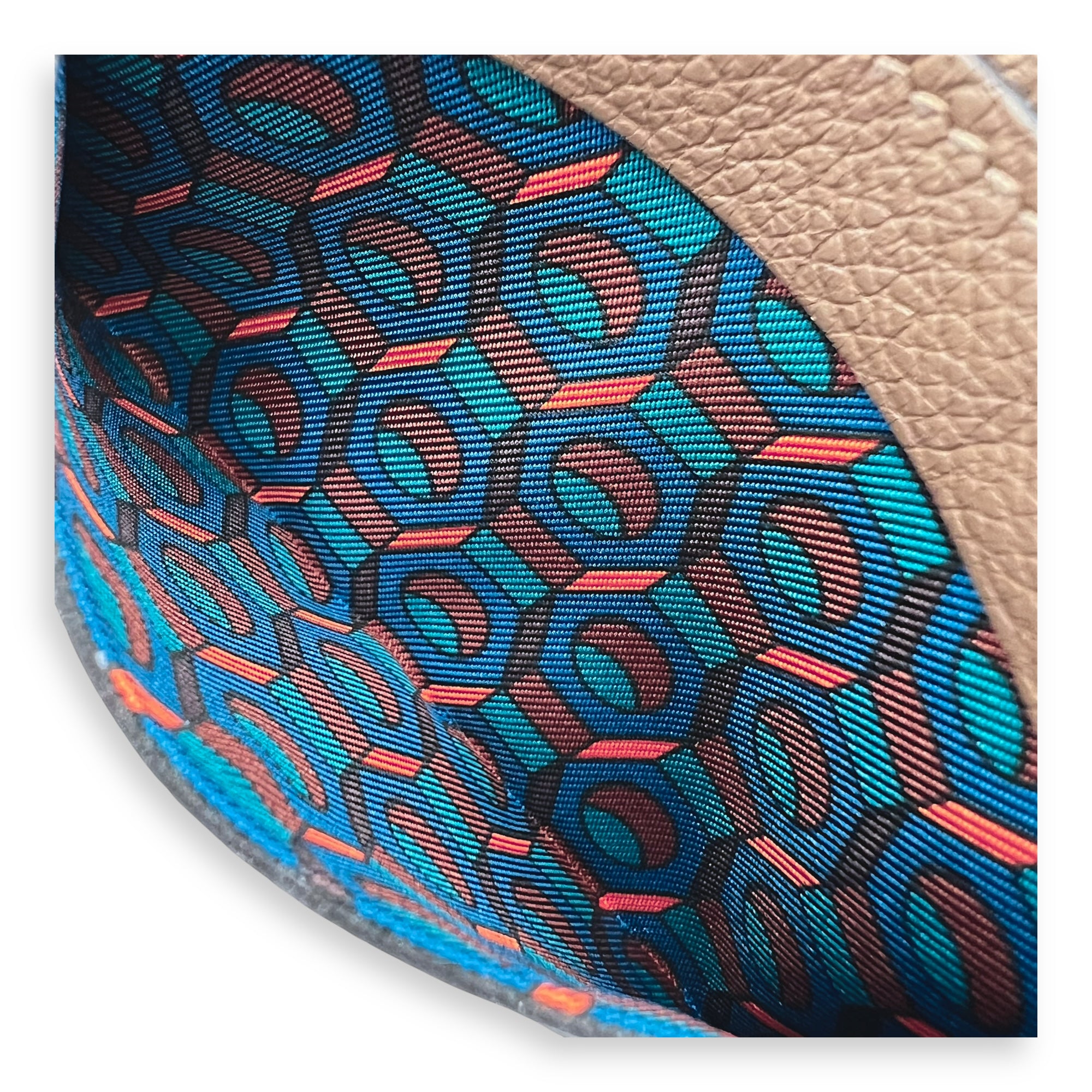 Evercolor Twill Card holder Brown Card Holder in Calfskin - Image 9