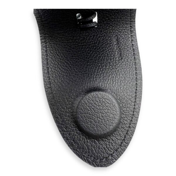 Universal Clip Black in Calfskin - Image 7
