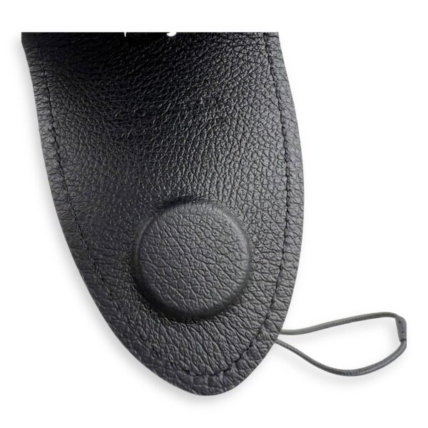 Universal Clip Black in Calfskin - Image 8