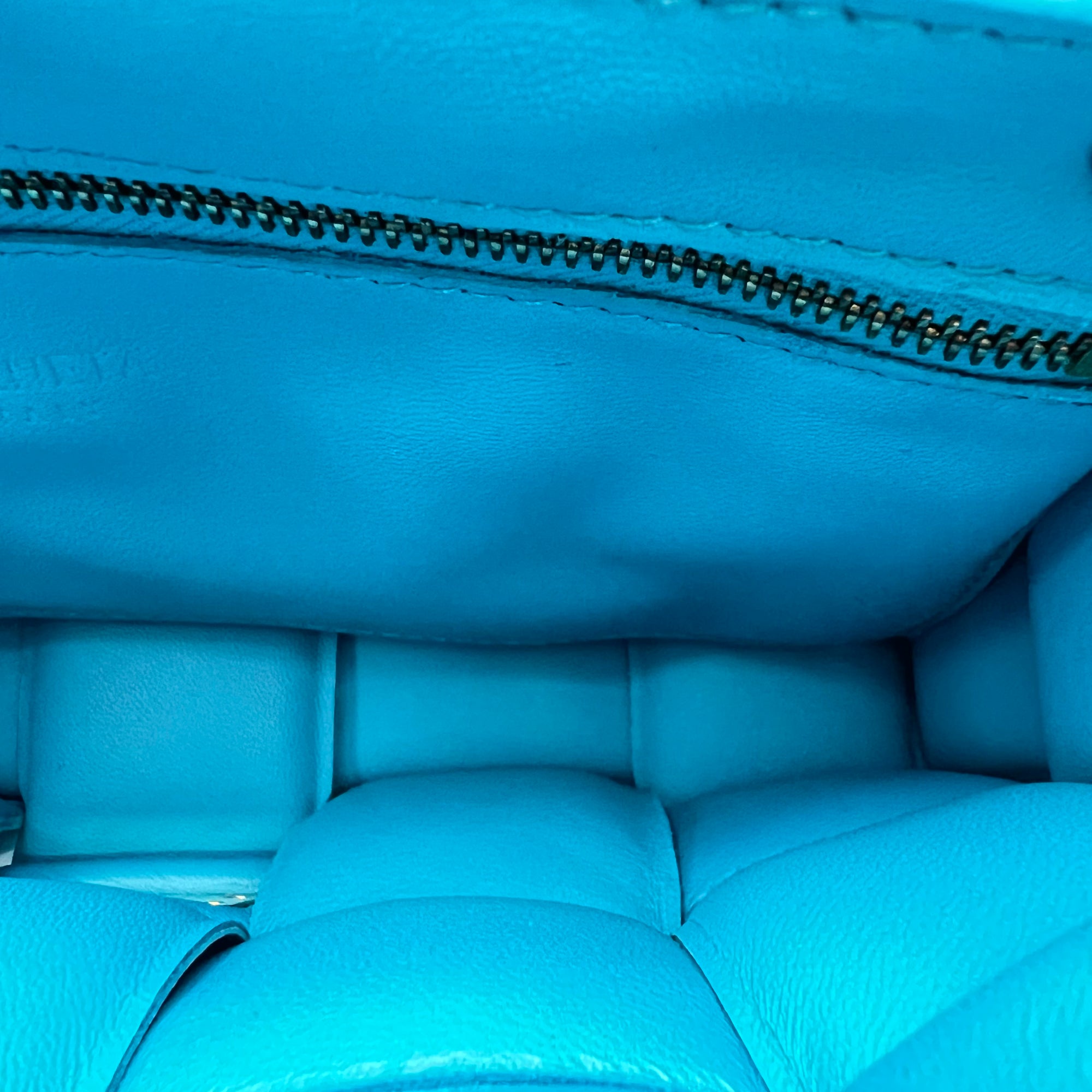 Padded Cassette Shoulder Bag Blue in Lambskin, Gold hardware - Image 15