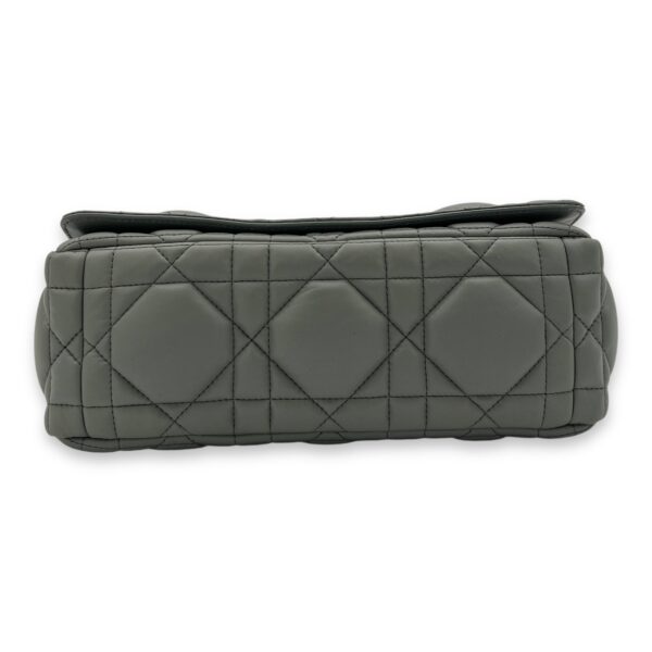Caro Medium Grey Shoulder Bag in Lambskin, Silver hardware - Image 6