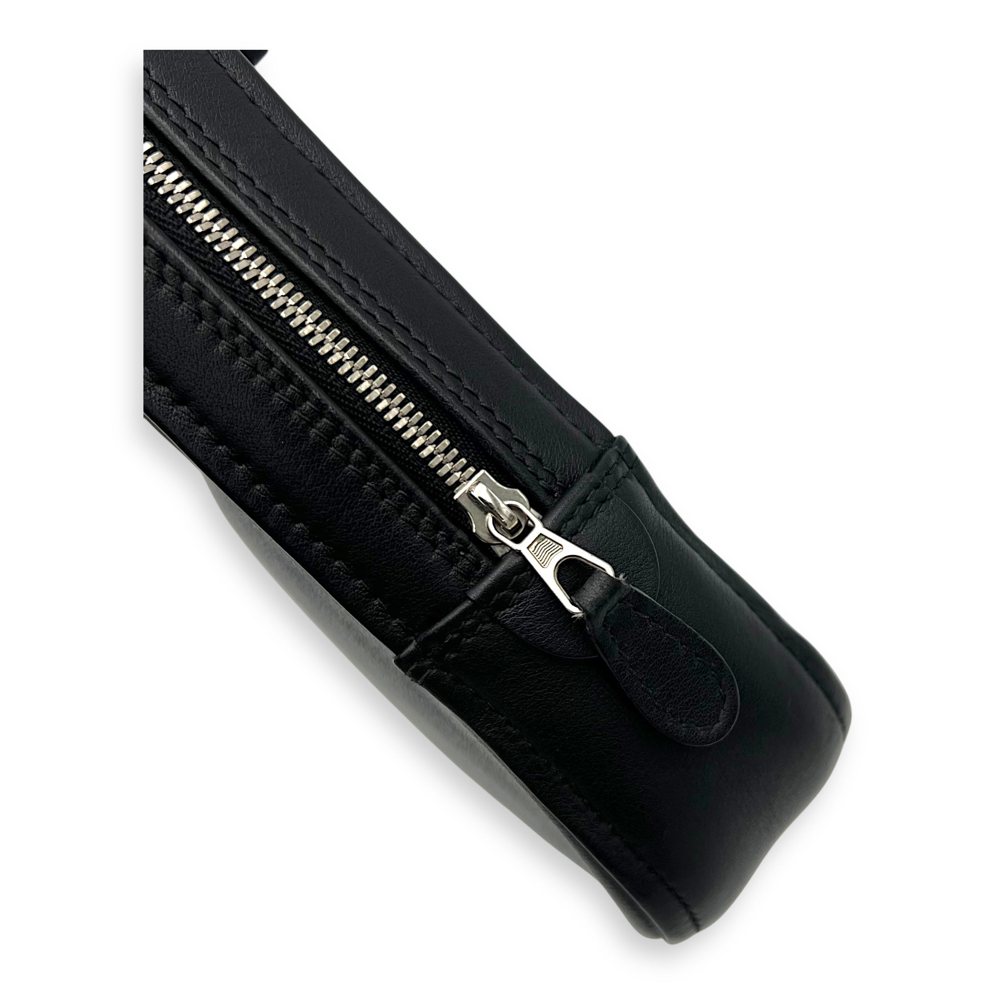 Logo Pouch Black in Calfskin, Silver hardware - Image 9