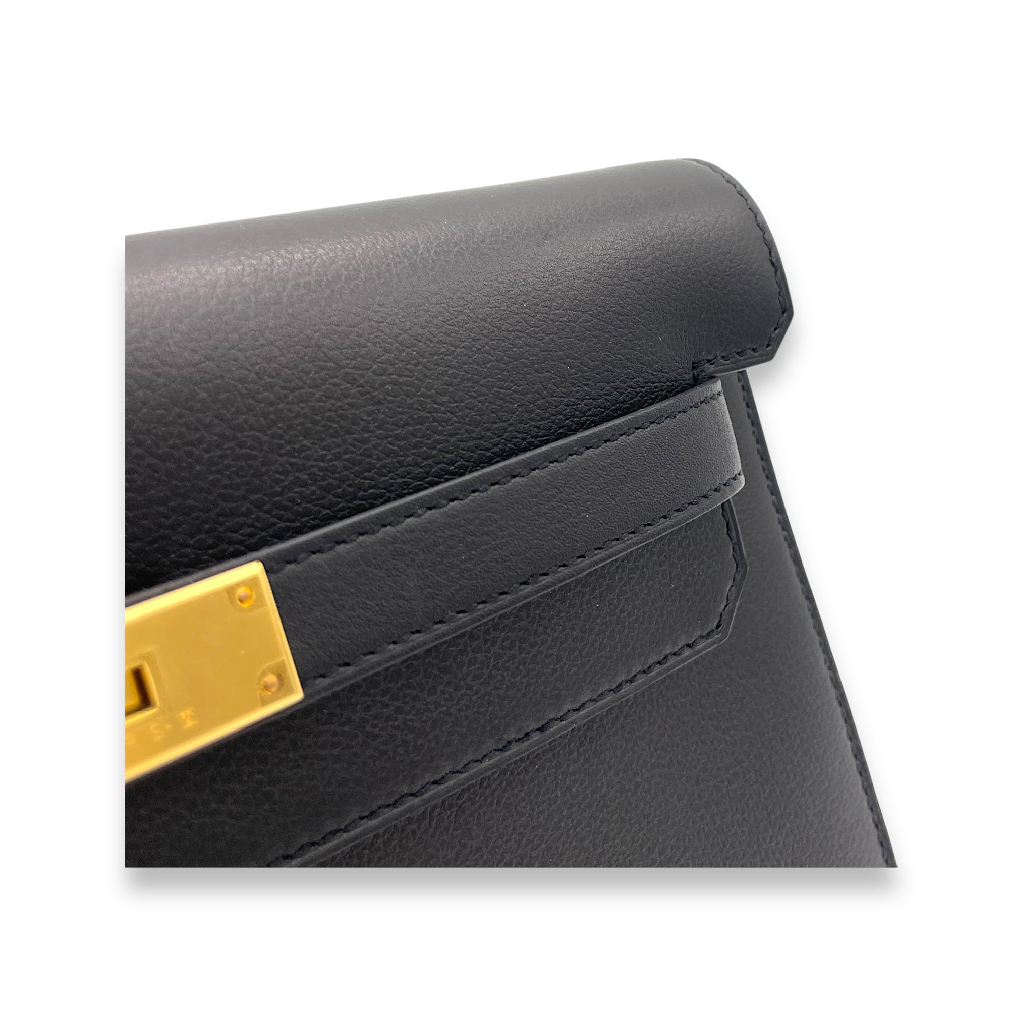 Kelly Depeches Black in Calfskin, Gold hardware - Image 10