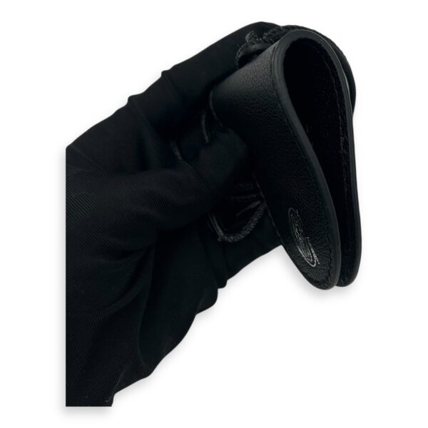 Universal Black Bag Clip in Calfskin, Silver hardware - Image 4