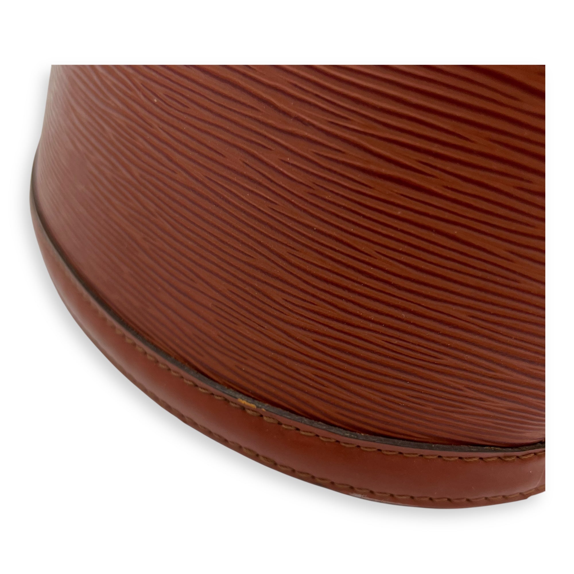 Cluny Shoulder Bag Brown in Epi Leather, Gold hardware - Image 10